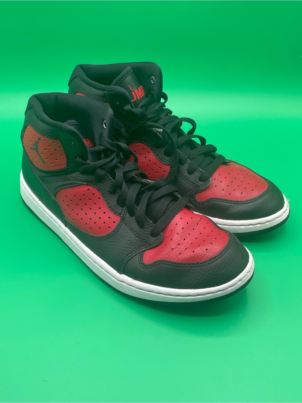 Jordan B'Loyal Black White Red